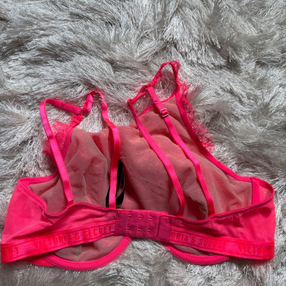 Victoria’s Secret Sexy Chantilly Unlined Bra - Picture 6 of 9